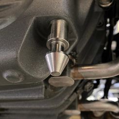 Aufnahme-Pin für Kern-Stabi X518 Hinterradheber passend für BMW R18 Modelle 