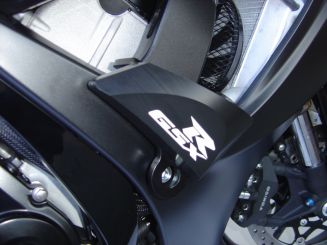 Sturzpads für Suzuki GSXR 750 Crash Pad's / Slide Protector / New Design-Version 